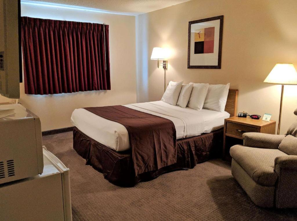 Americas Best Value Inn Торрингтон Экстерьер фото
